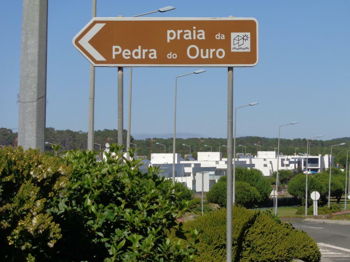Pedra Do Ouro Swimming Pool Apartment 帕塔亚什 外观 照片