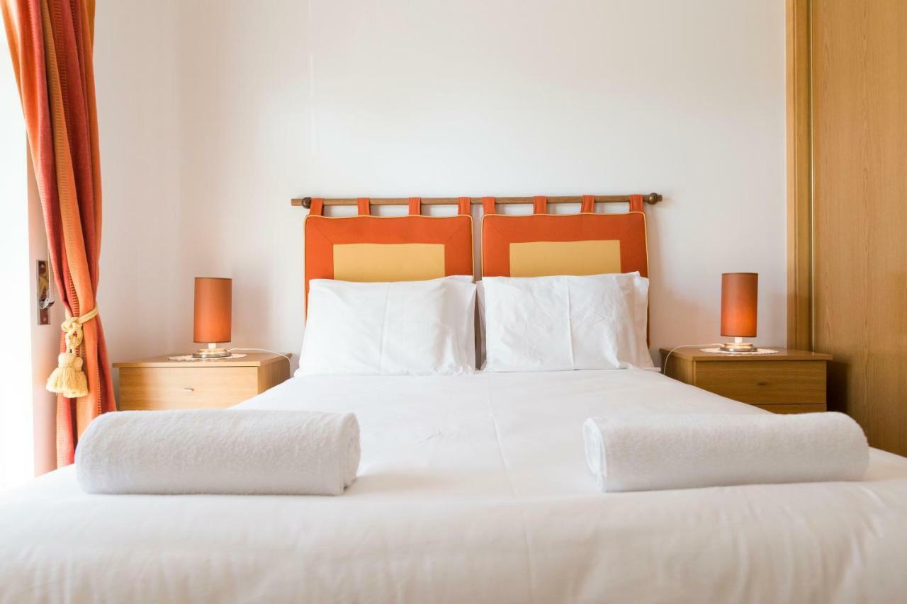 Pedra Do Ouro Swimming Pool Apartment 帕塔亚什 外观 照片