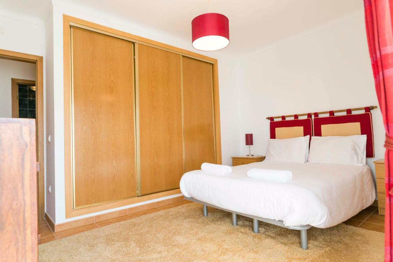Pedra Do Ouro Swimming Pool Apartment 帕塔亚什 外观 照片